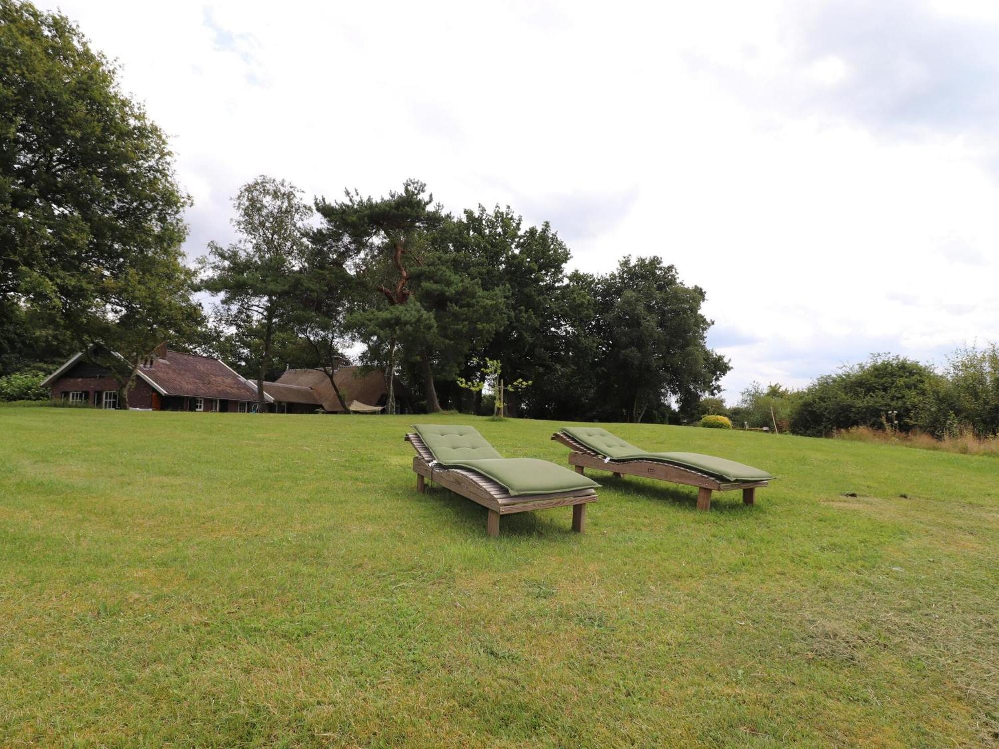 Villa On An Estate In Rheezerveen With Garden Εξωτερικό φωτογραφία